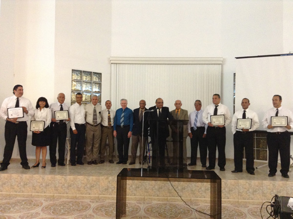 School of Advanced Biblie Studies of the church of Christ in Puerto Rico. Eight graduate in May, 2013.