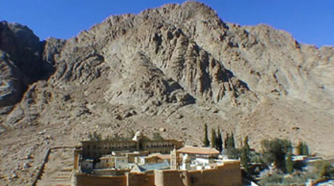 Jebel Musa, el 'monte de Moisés', como lo conocen los árabes. El monasterio data desde el Siglo IV d. C.