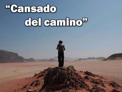 Gráfica con el título del himno en PDF Cansado del camino, en editoriallapaz.org.